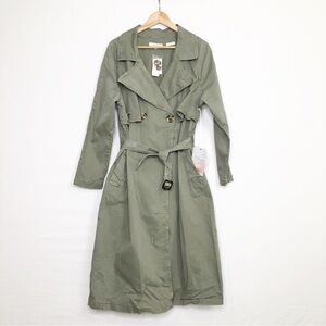 A beautiful Soul, olive green belted Trenchcoat